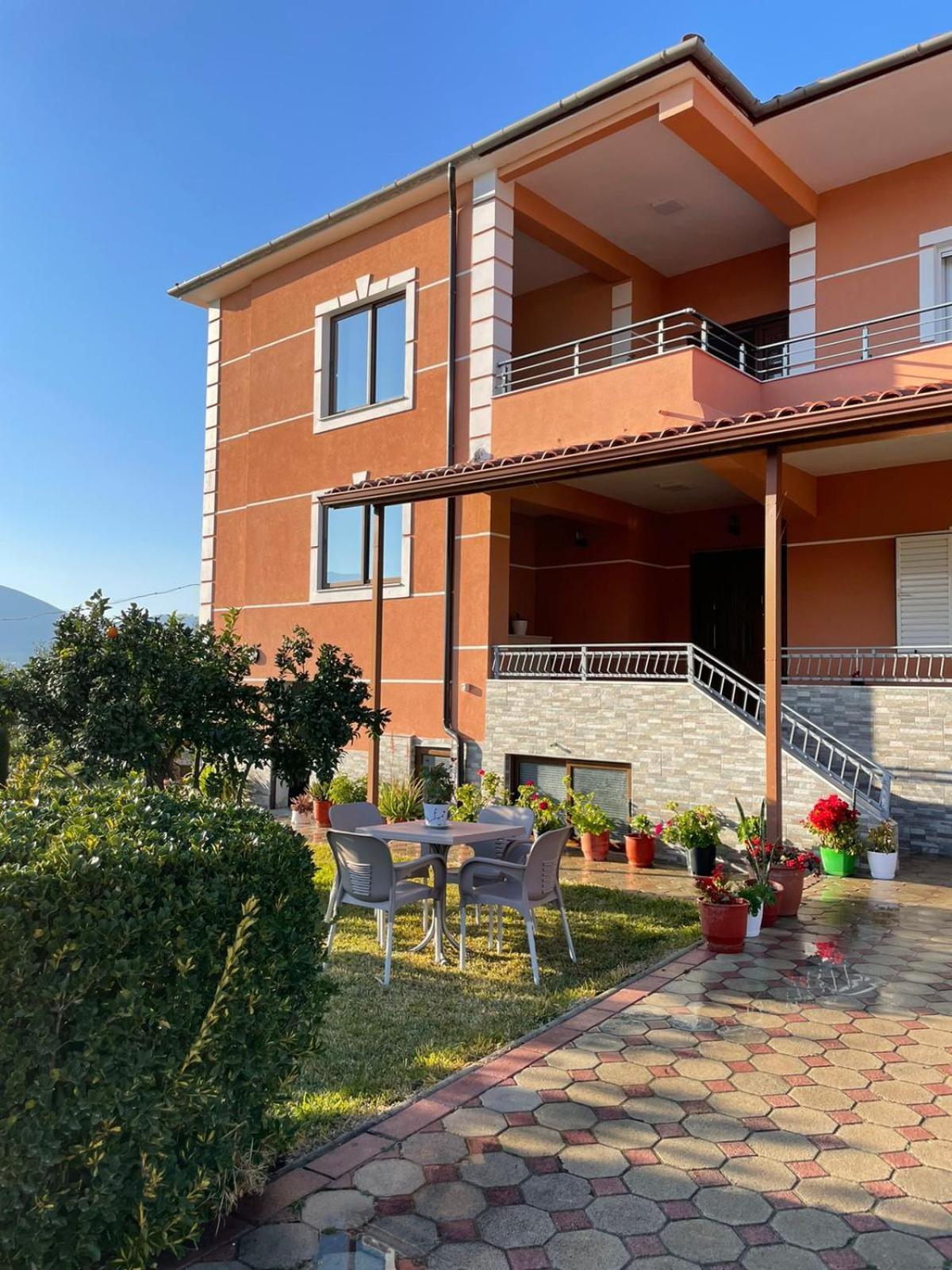 Harmony Villa Berat Buitenkant foto