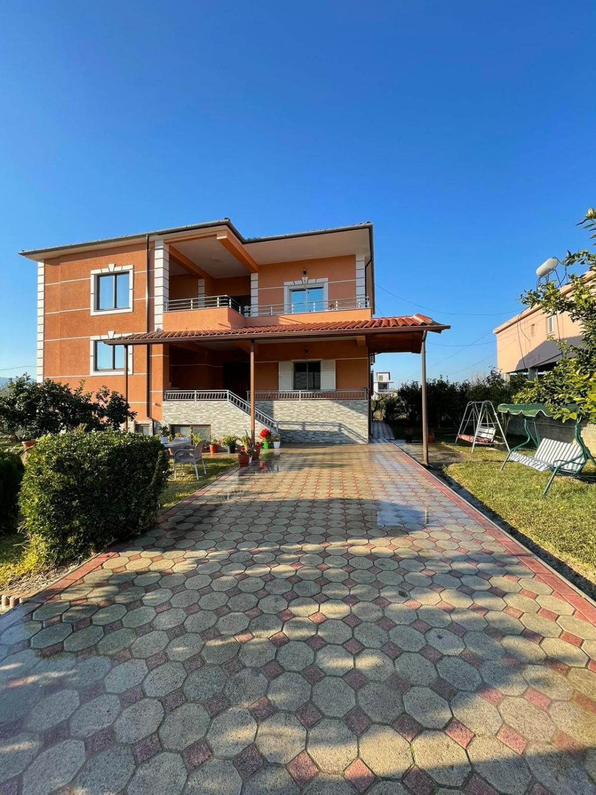 Harmony Villa Berat Buitenkant foto